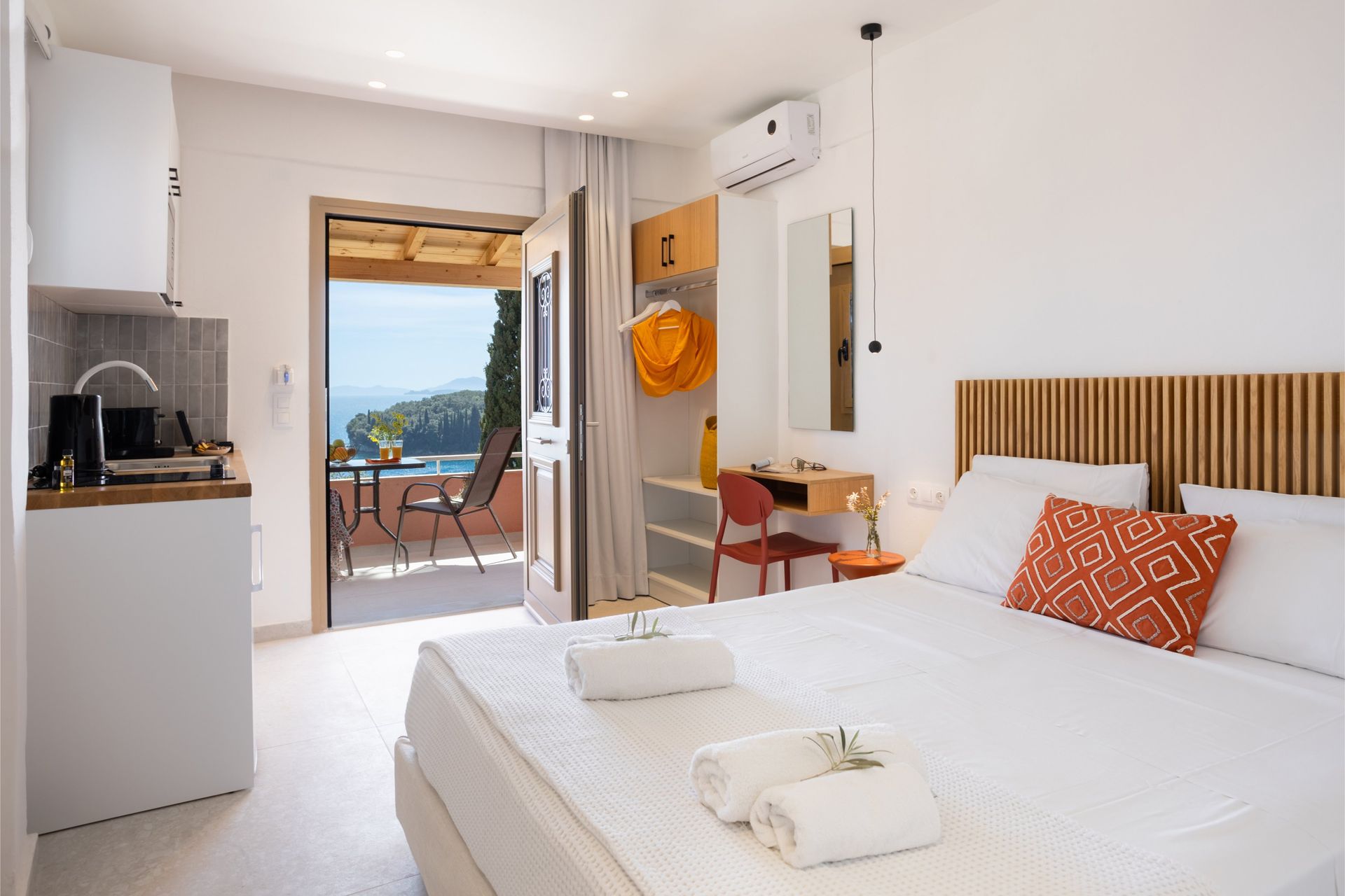 Deluxe Queen Studio Apartment with Balcony & Sea View