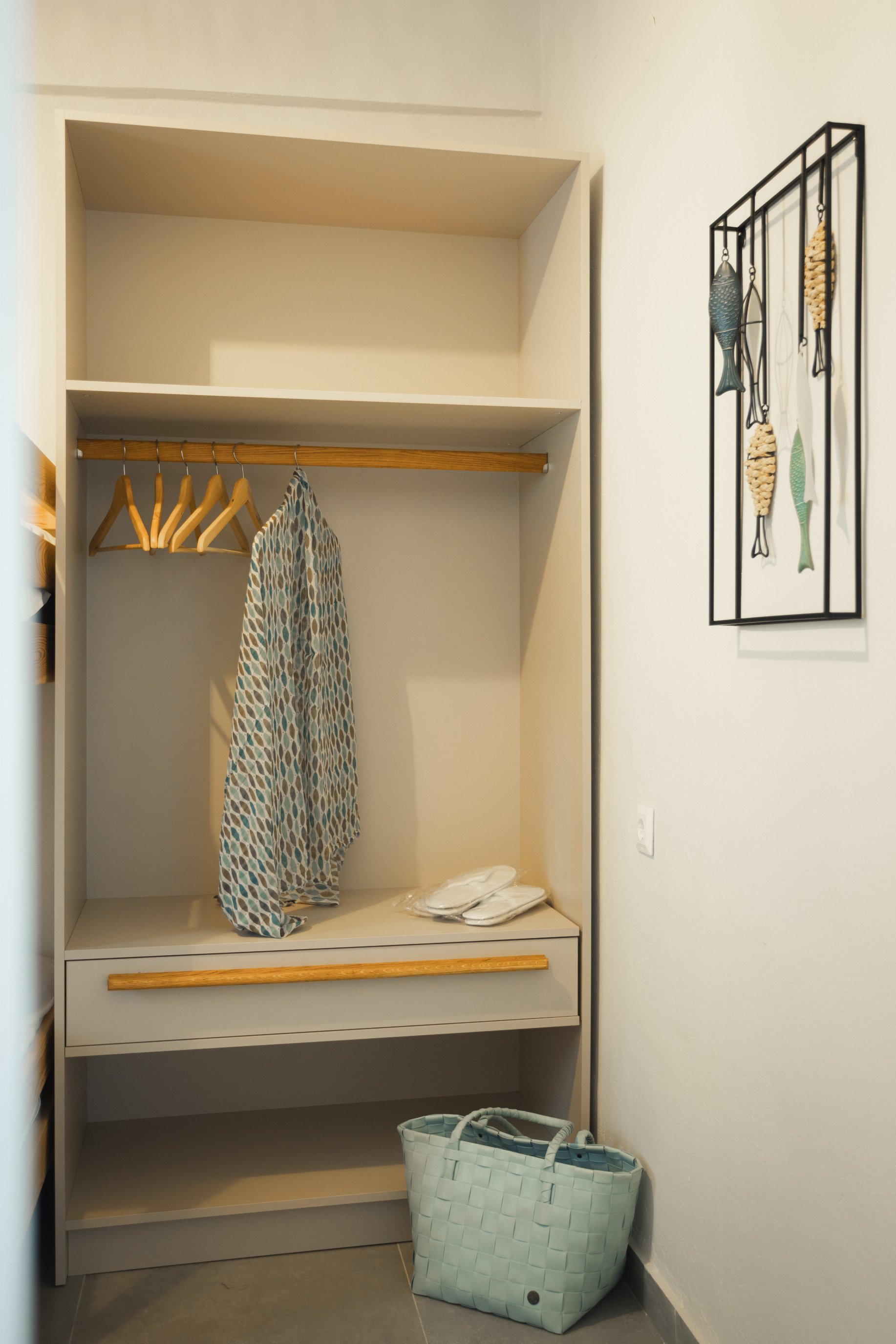 Executive Top Floor Apartment - Image 10 of 25